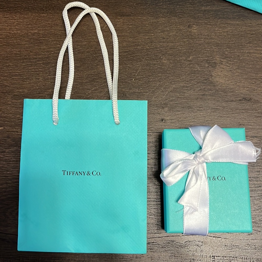 Tiffany gift boxes and bags